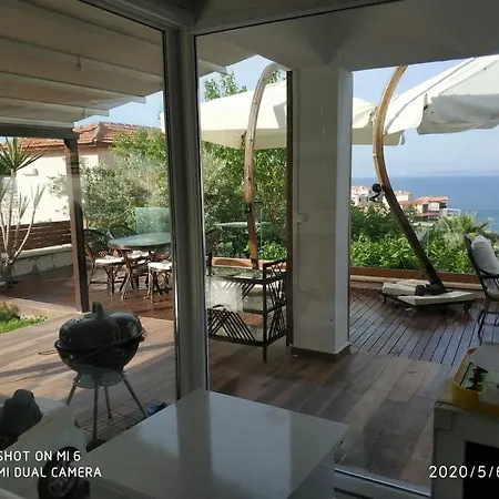 Cesmevillatuna * Çeşme
